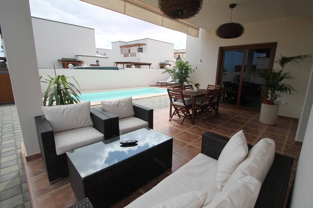 The House Of Origin Villa Costa Teguise Exterior photo